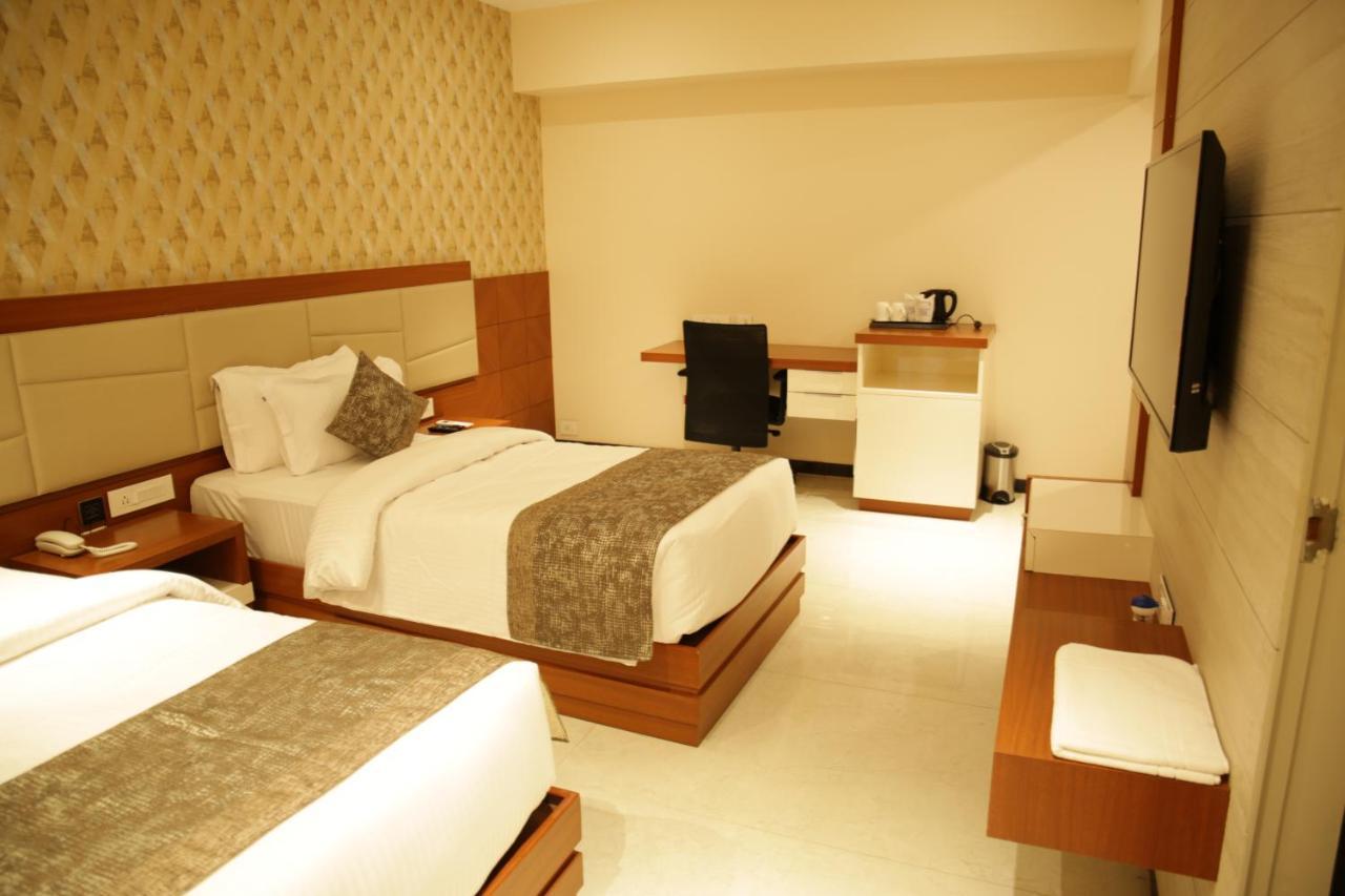 Robusta Inn Чикмагалур Экстерьер фото